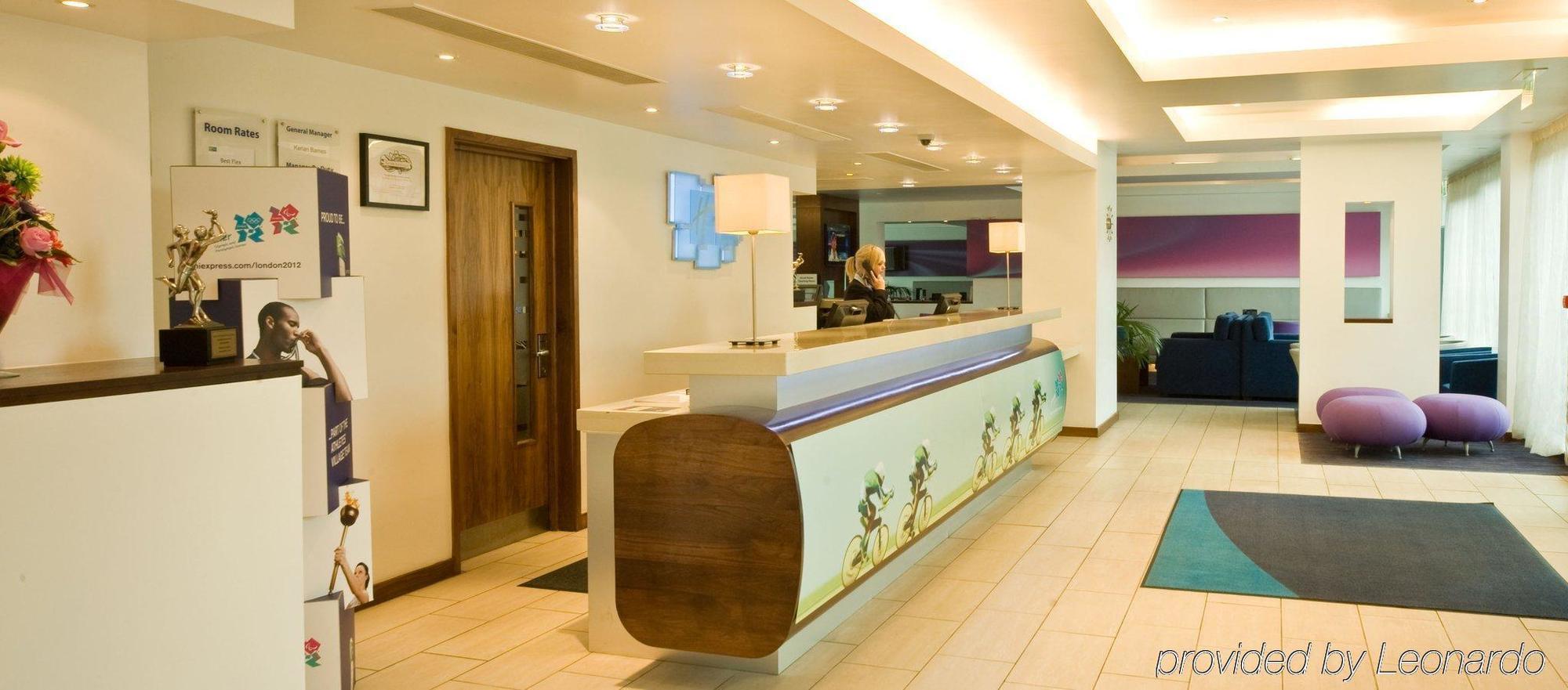 Holiday Inn Express Burnley M65 Jct 10, An Ihg Hotel Εξωτερικό φωτογραφία